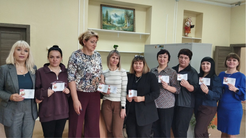 В Управлении образования Каслинского района состоялось торжественное вручение знаков Всероссийского физкультурно-спортивного комплекса «Готов к труду и обороне»