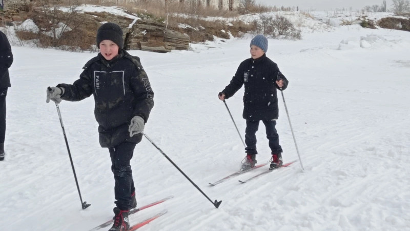 МОУ «Воздвиженская СОШ №36» на протяжении зимнего сезона, активно проводили занятия по лыжной подготовки.